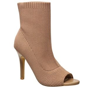 💋NWT💋 French Connection Women's Meghan Knit Slip On Stiletto Heels